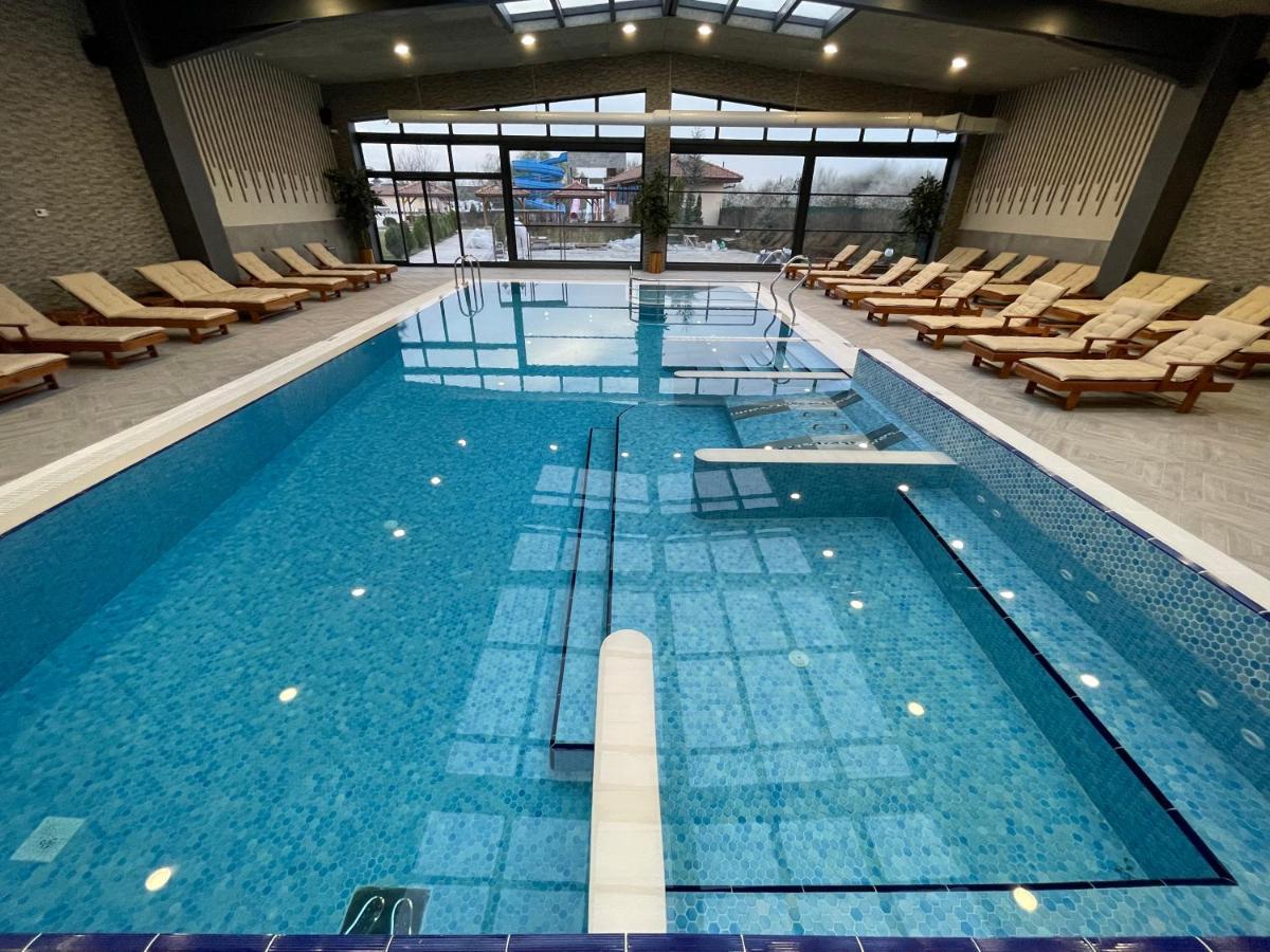 Spa Kompleks Raiski Kat ディミトロヴグラト エクステリア 写真